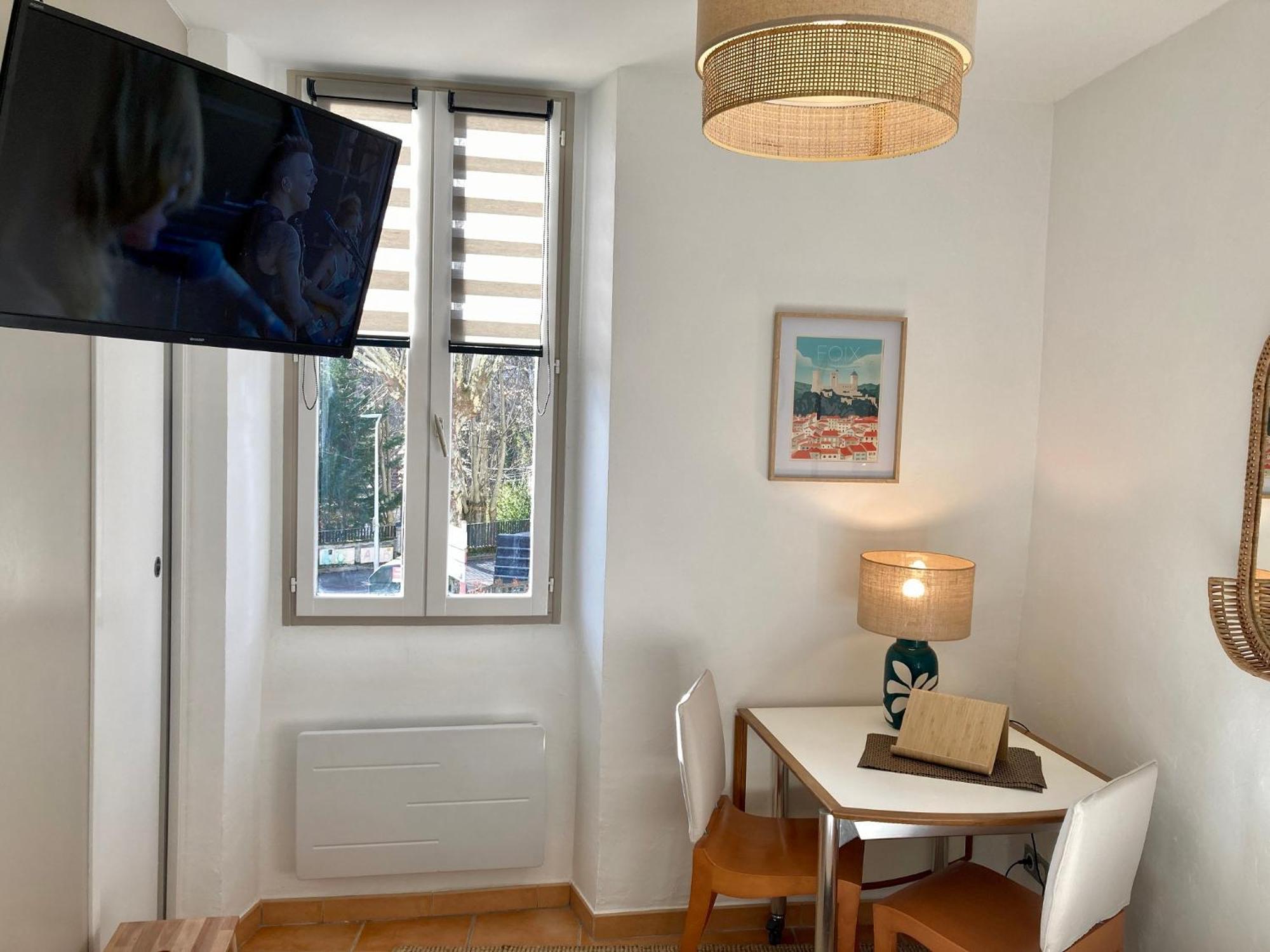 Aux 4 Logis Appart-Hotel - Studio Le Terra - Petit Dejeuner Inclus 1Ere Nuit Foix Bagian luar foto
